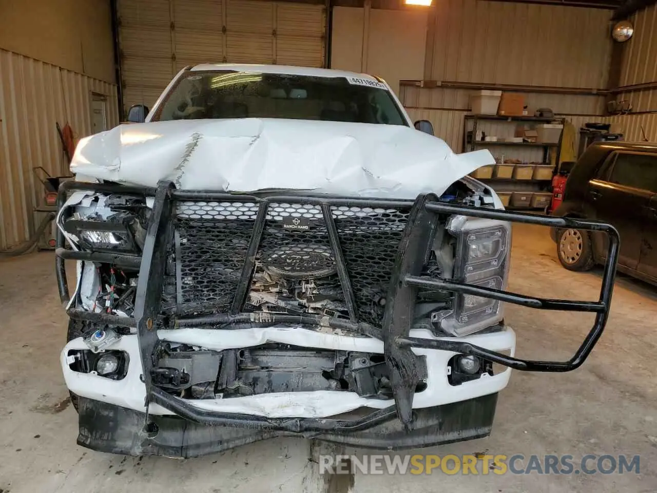 5 Photograph of a damaged car 1FT8W2BT3REE22302 FORD F250 2024