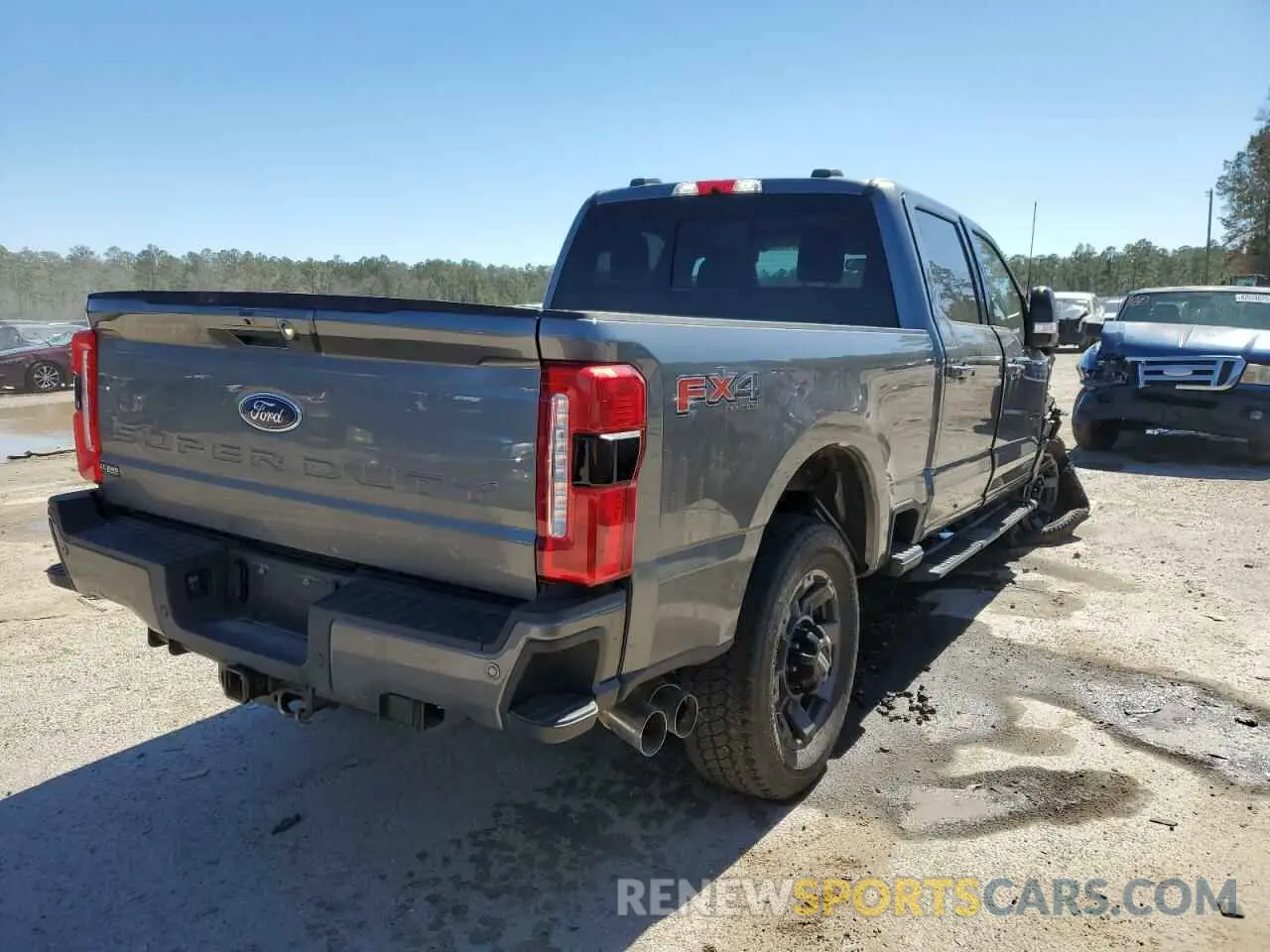 3 Photograph of a damaged car 1FT8W2BT5REE64731 FORD F250 2024