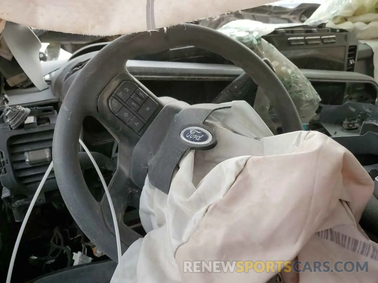 9 Photograph of a damaged car 1FT8W2BT6REC14771 FORD F250 2024