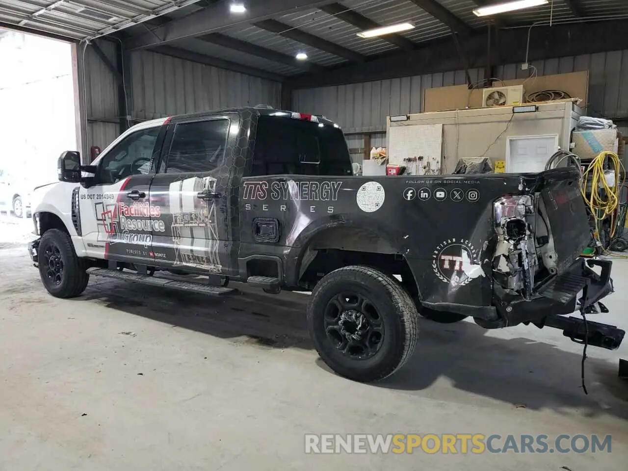 2 Photograph of a damaged car 1FT8W2BT8REC65205 FORD F250 2024
