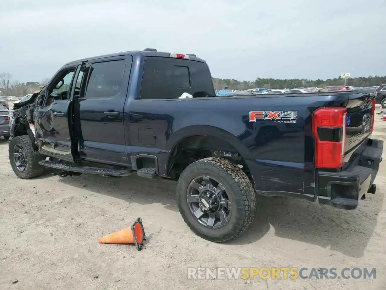 2 Photograph of a damaged car 1FT8W2BT8REE24921 FORD F250 2024