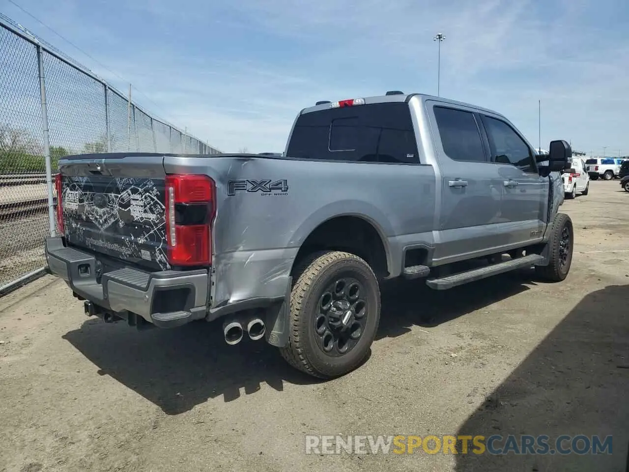 3 Photograph of a damaged car 1FT8W2BT9REF52763 FORD F250 2024