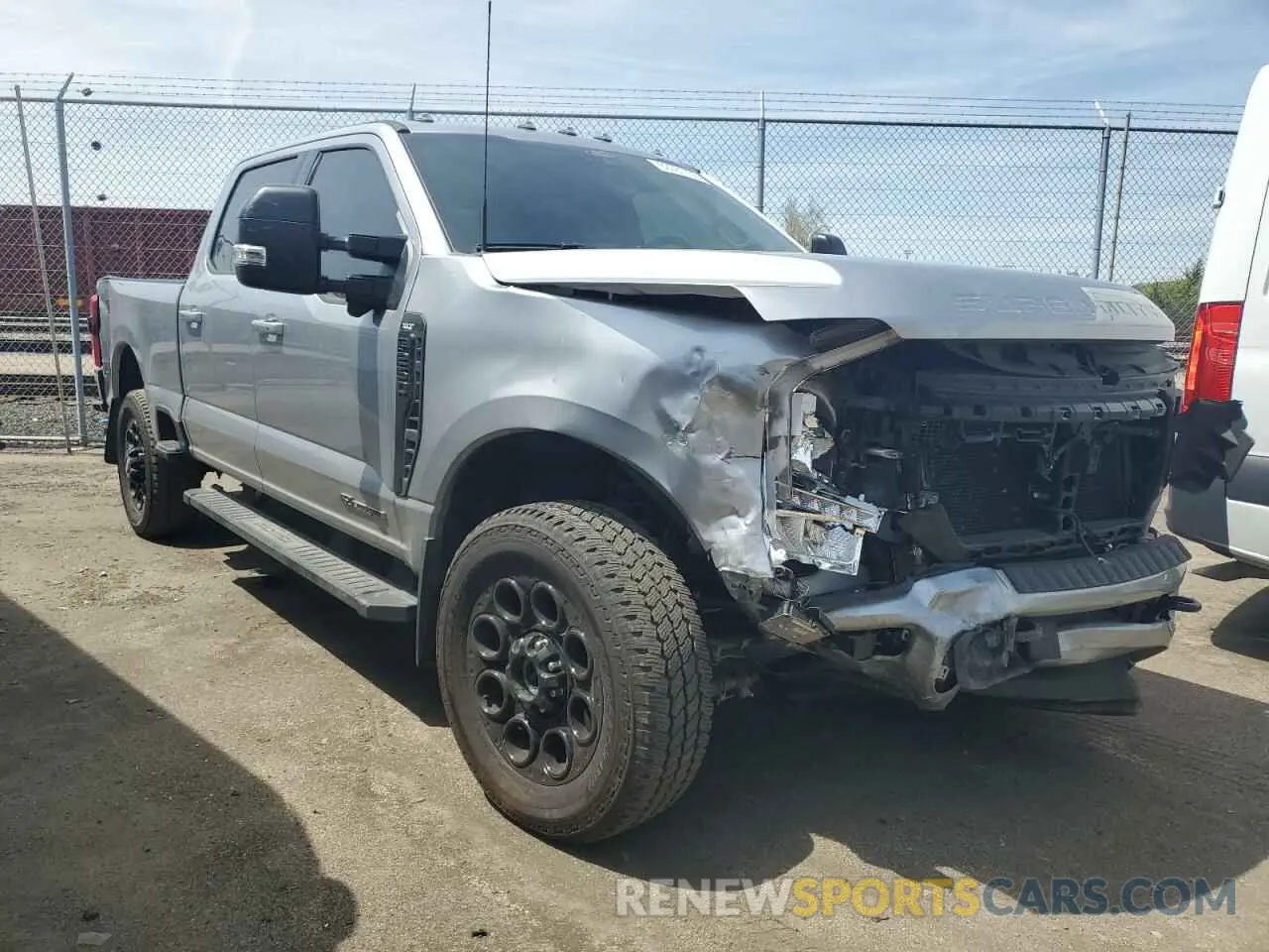 4 Photograph of a damaged car 1FT8W2BT9REF52763 FORD F250 2024