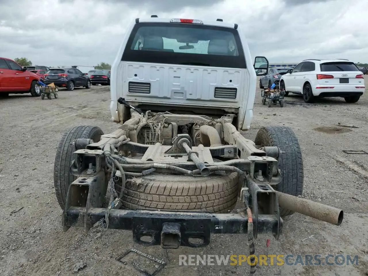 6 Photograph of a damaged car 1FTBF2AA7RED10575 FORD F250 2024