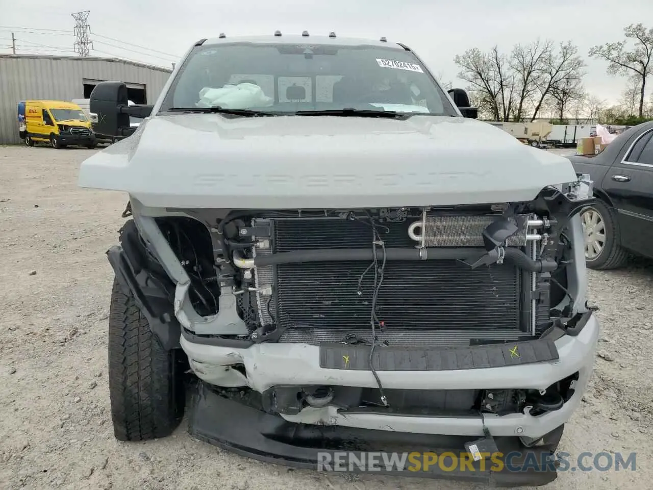 5 Photograph of a damaged car 1FT8W2BM6SEC89520 FORD F250 2025