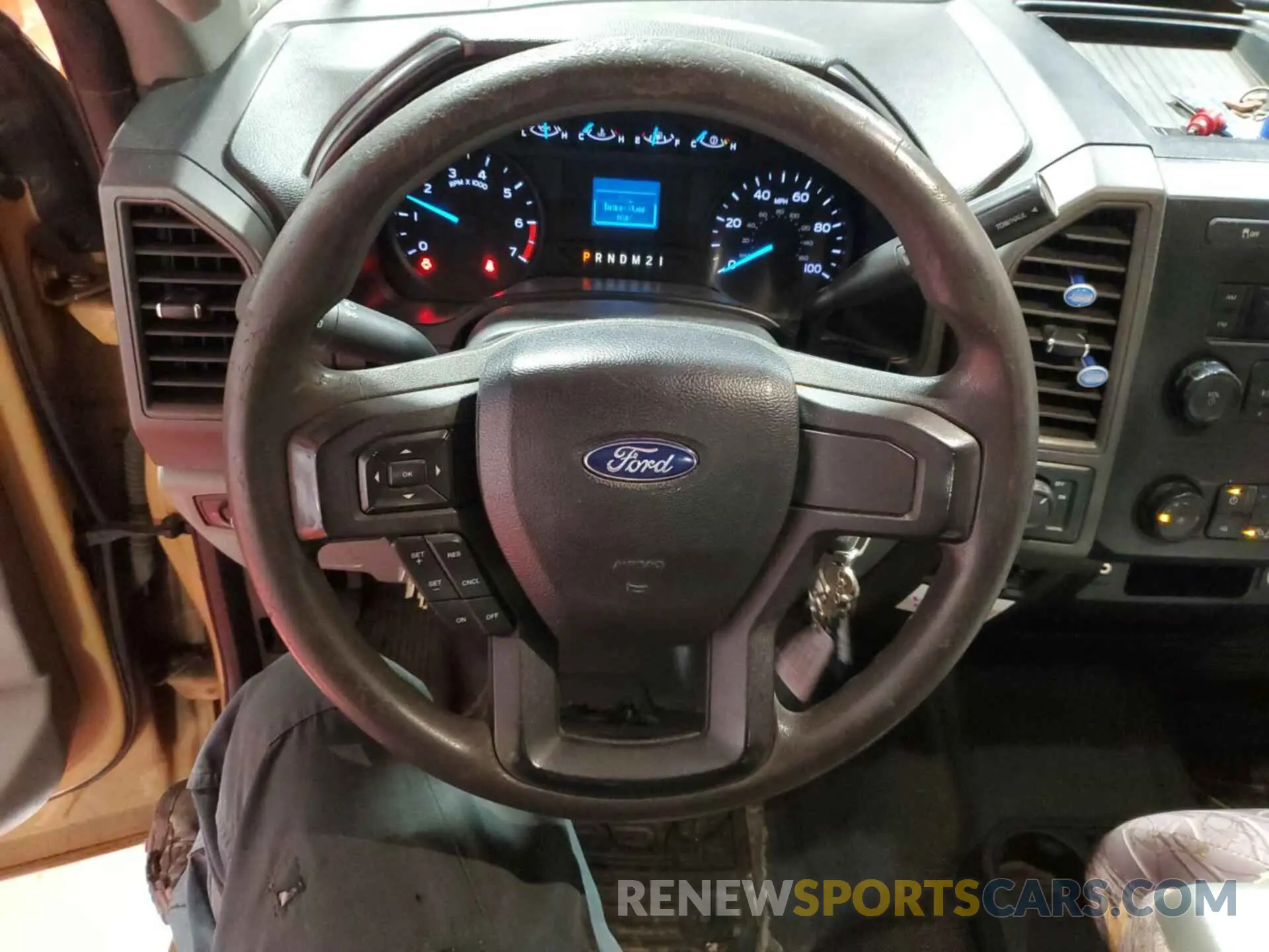 23 Photograph of a damaged car 1FD8X3E69KEF05601 FORD F350 2019