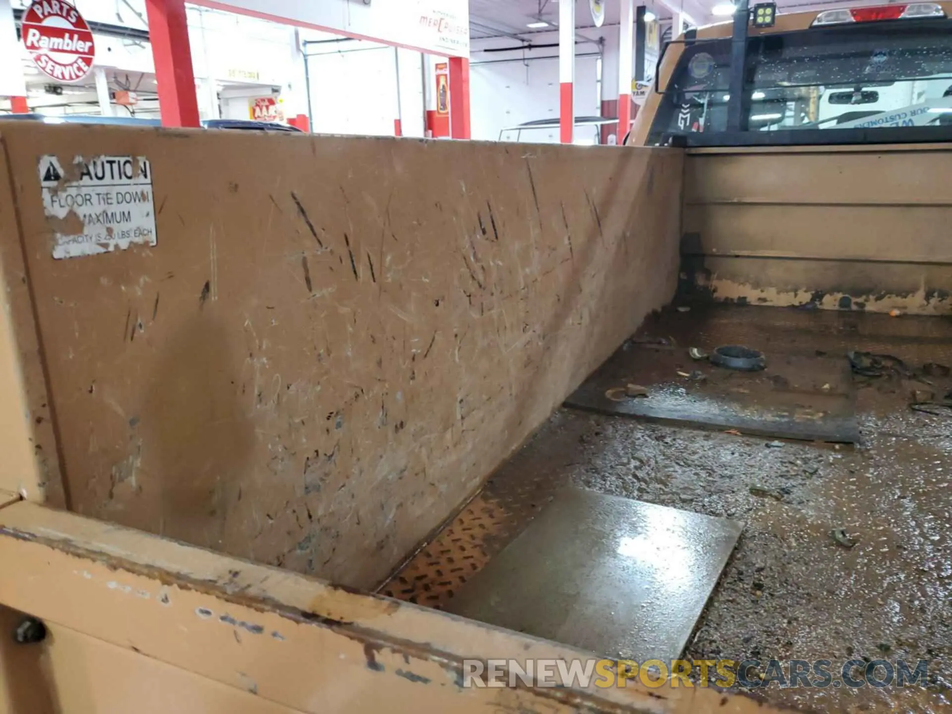 24 Photograph of a damaged car 1FD8X3E69KEF05601 FORD F350 2019