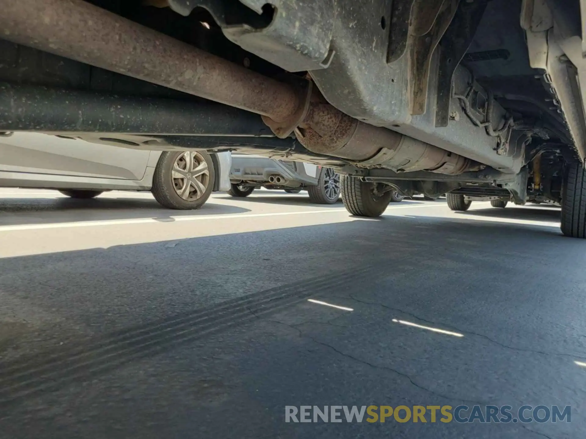 9 Photograph of a damaged car 1FT7W3BT1KED68229 FORD F350 2019