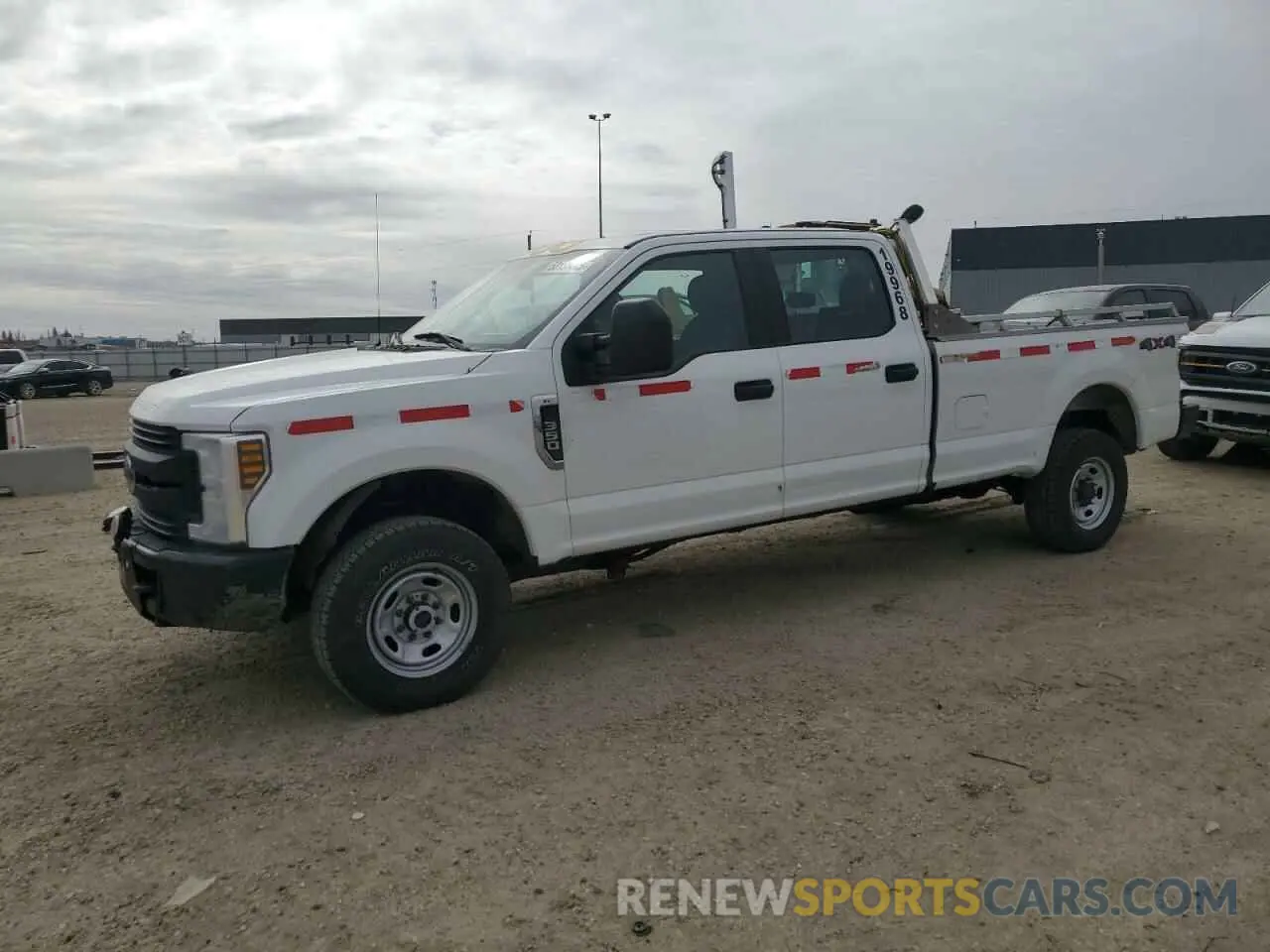 1 Photograph of a damaged car 1FT8W3B66KEC64396 FORD F350 2019