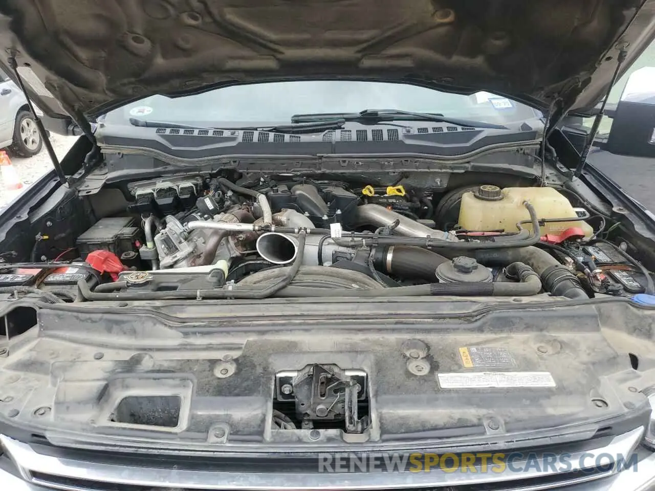 11 Photograph of a damaged car 1FT8W3BT0KEE81870 FORD F350 2019