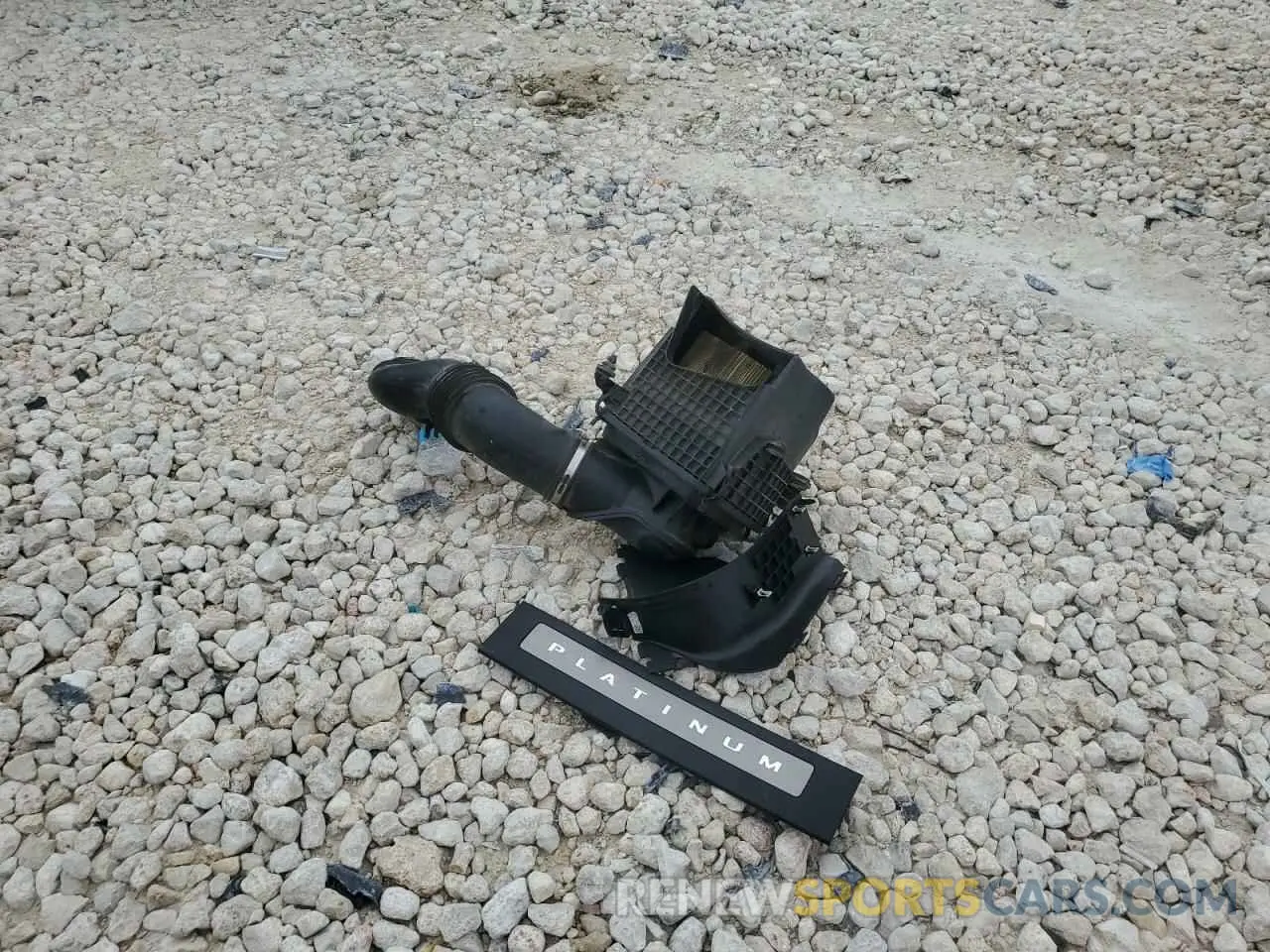 12 Photograph of a damaged car 1FT8W3BT0KEE81870 FORD F350 2019