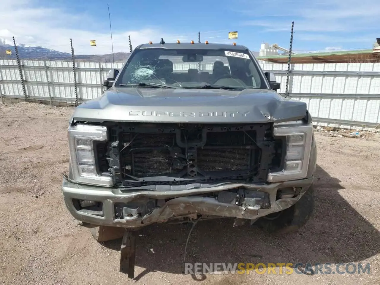 5 Photograph of a damaged car 1FT8W3BT0KEE83554 FORD F350 2019