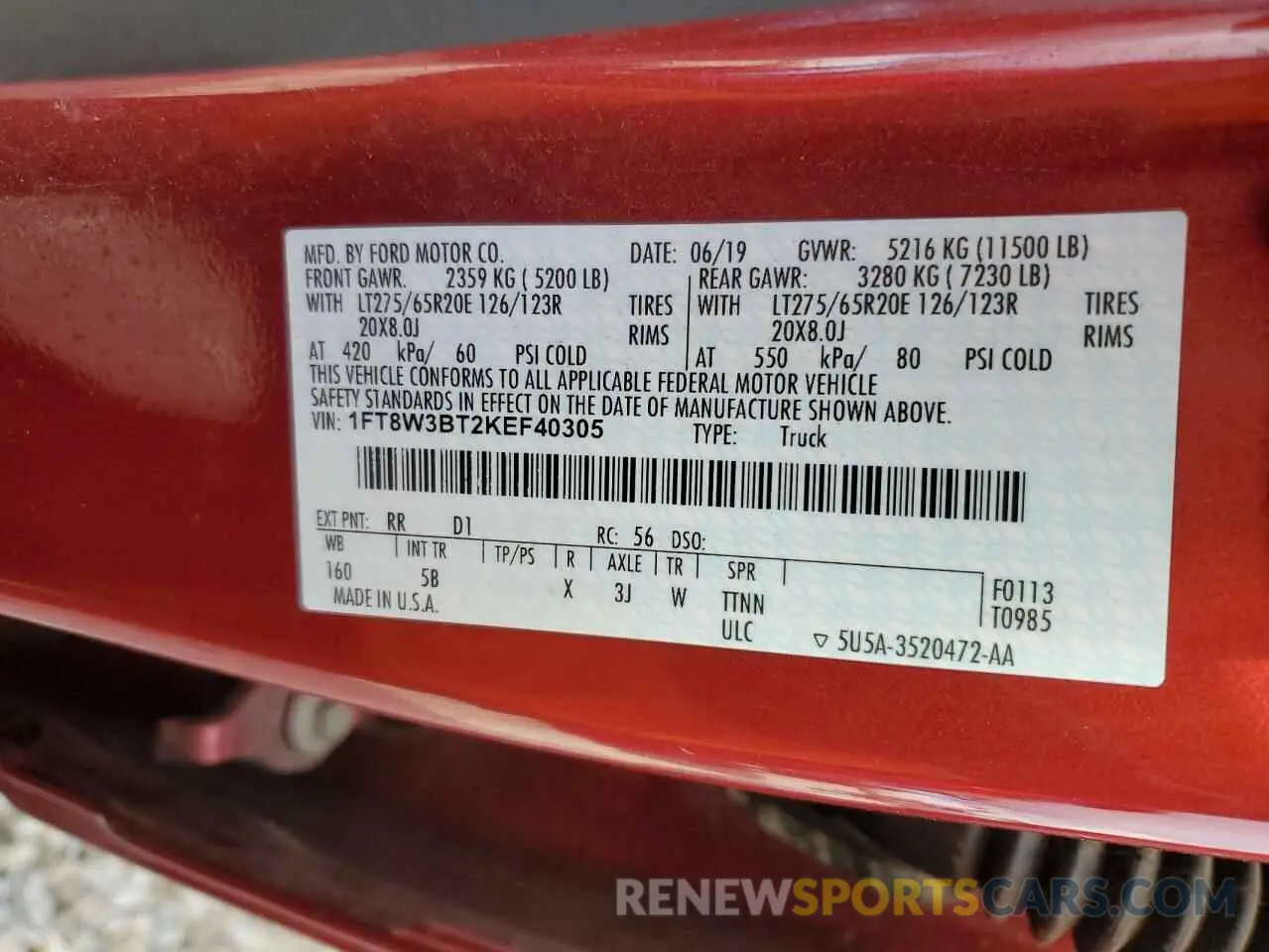12 Photograph of a damaged car 1FT8W3BT2KEF40305 FORD F350 2019
