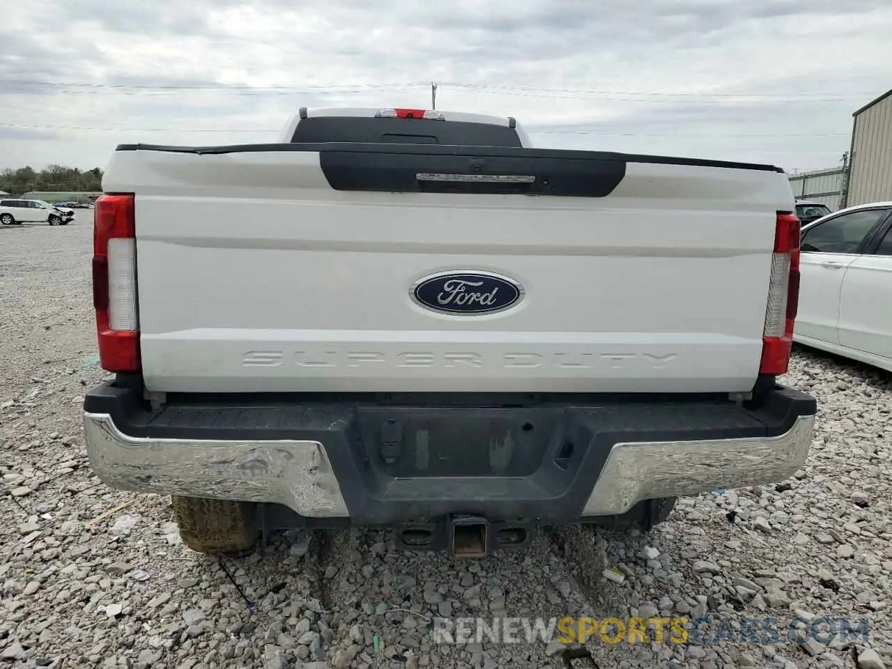6 Photograph of a damaged car 1FT8W3BT3KED23989 FORD F350 2019