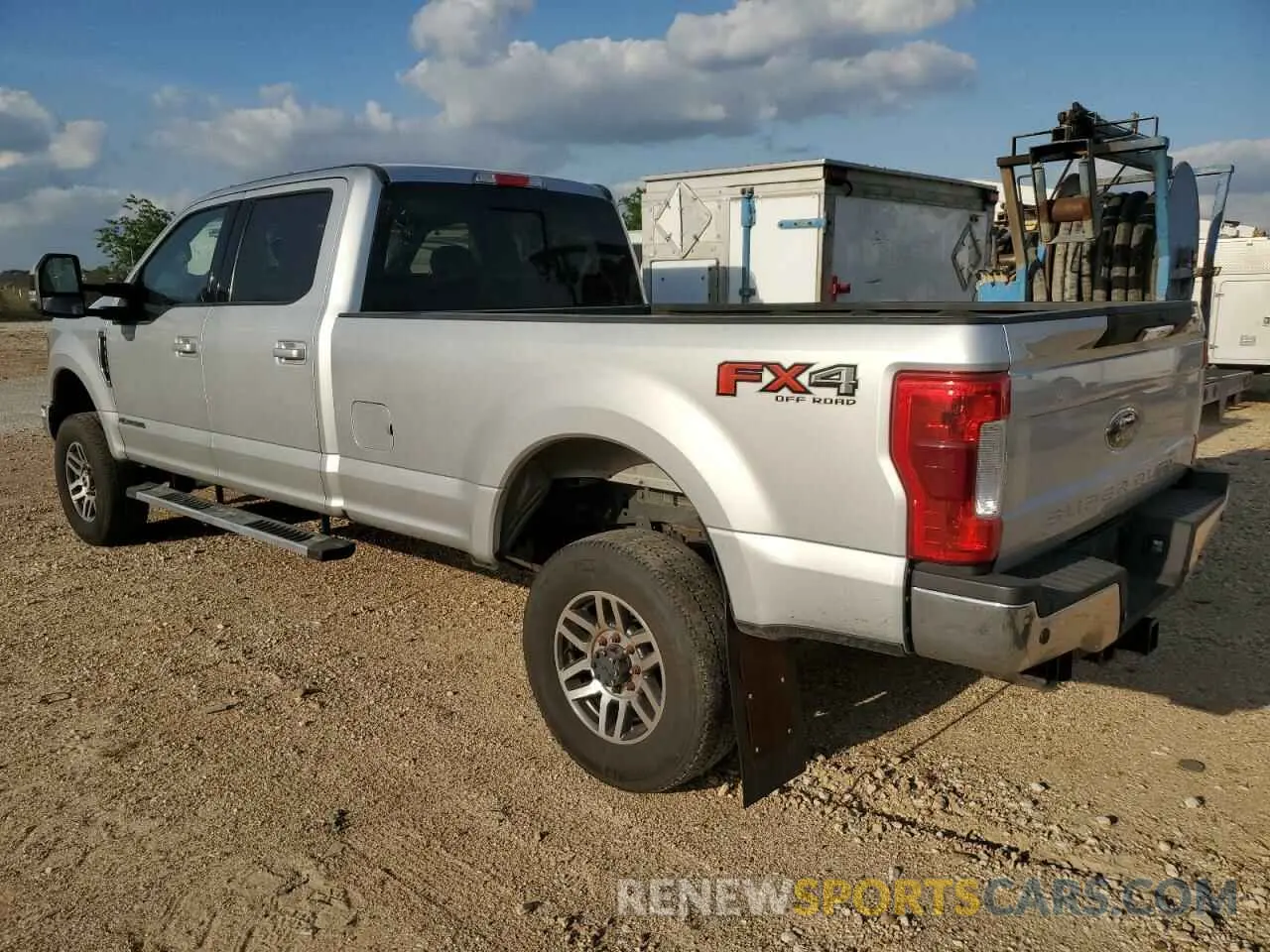 2 Photograph of a damaged car 1FT8W3BT3KEF80635 FORD F350 2019