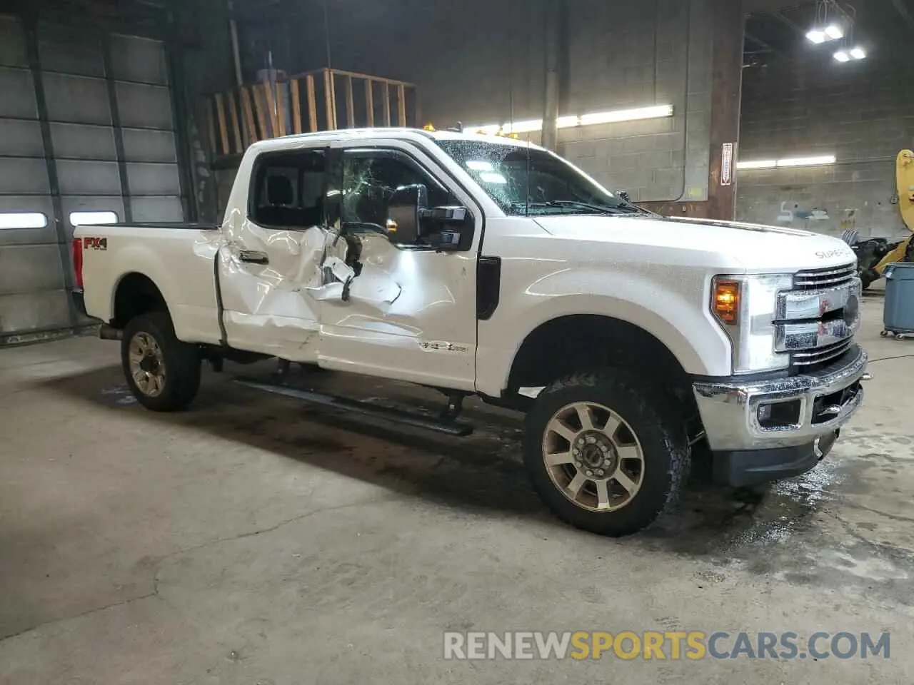 4 Photograph of a damaged car 1FT8W3BT4KEC28891 FORD F350 2019