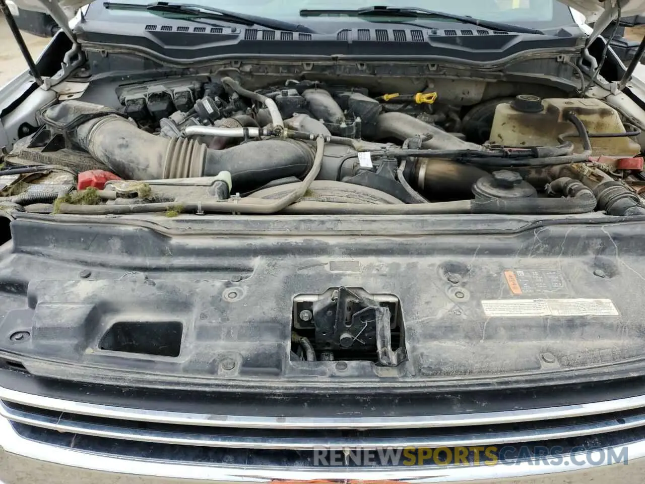 11 Photograph of a damaged car 1FT8W3BT4KEG86558 FORD F350 2019