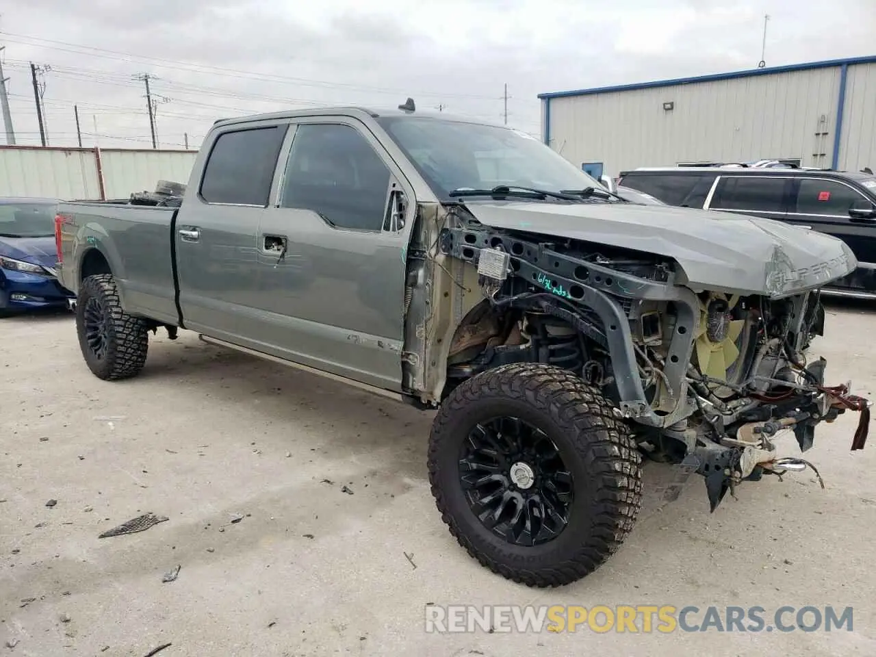 4 Photograph of a damaged car 1FT8W3BT5KED09687 FORD F350 2019
