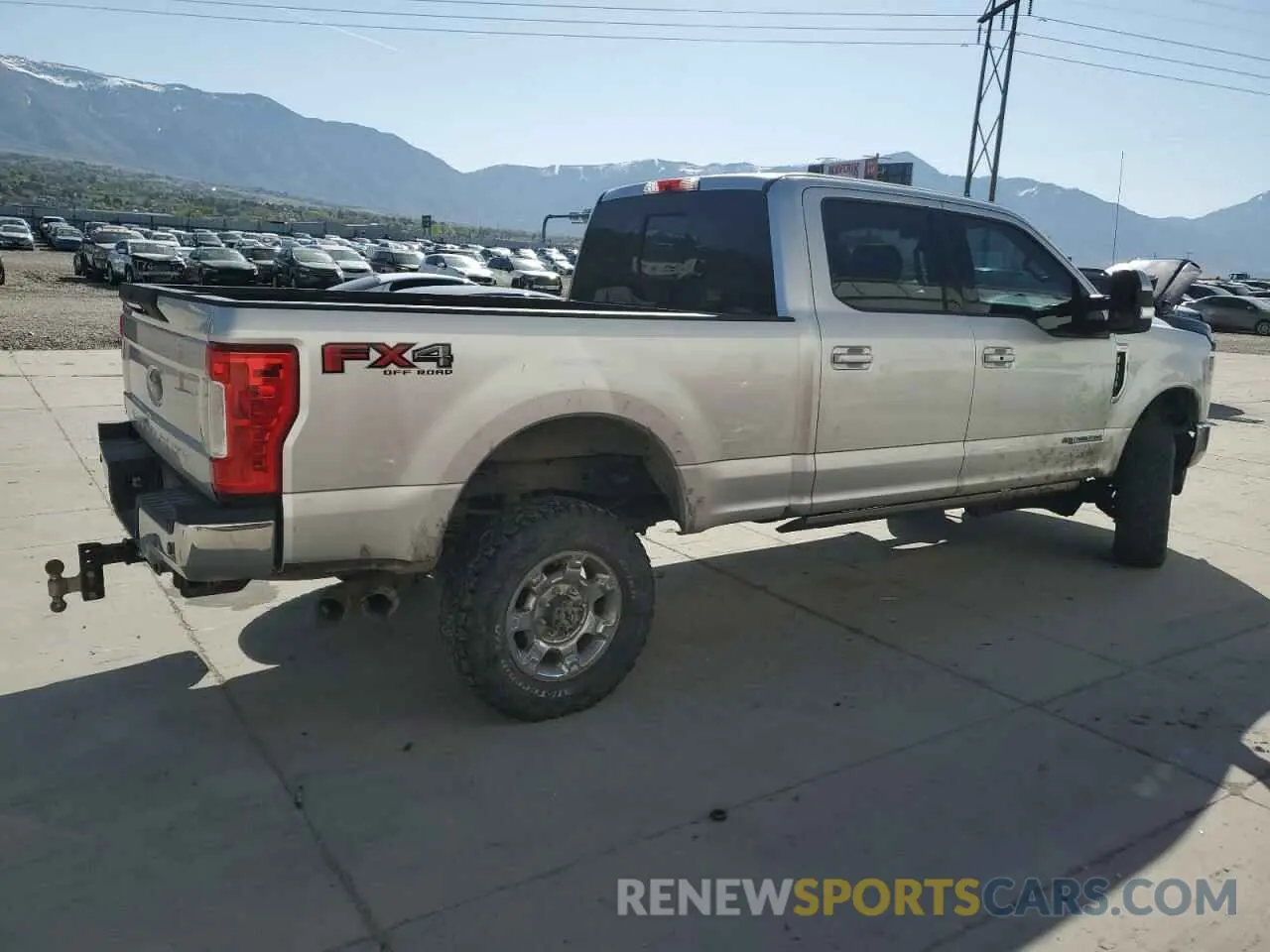 3 Photograph of a damaged car 1FT8W3BT5KEG27258 FORD F350 2019
