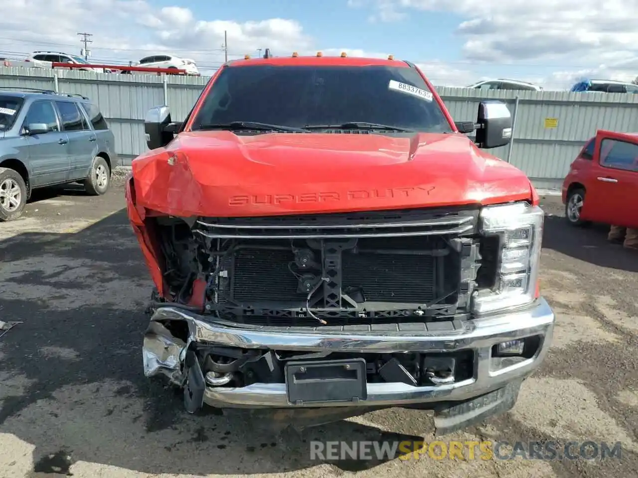 5 Photograph of a damaged car 1FT8W3BT6KEF10112 FORD F350 2019