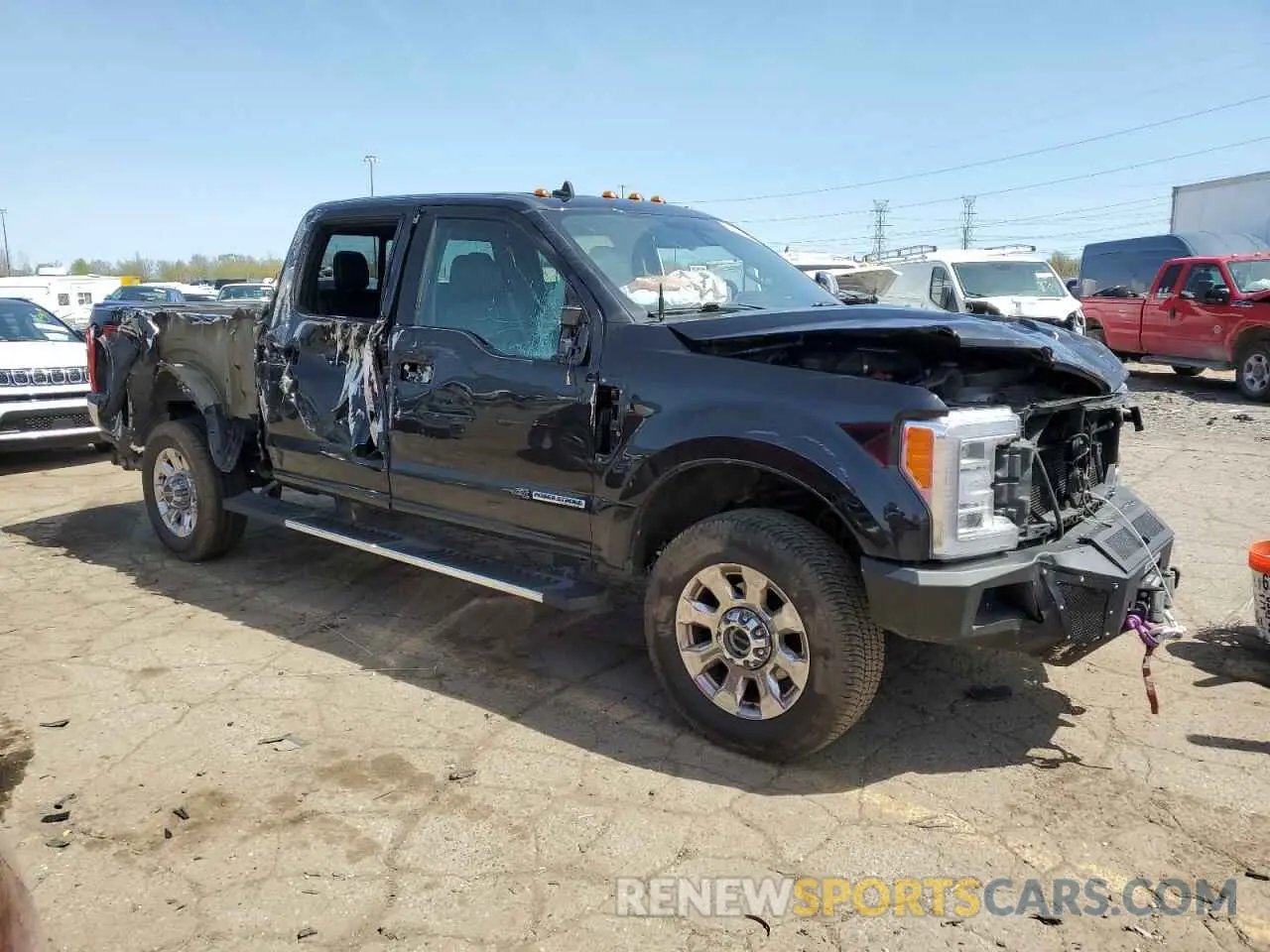 4 Photograph of a damaged car 1FT8W3BT7KEE39924 FORD F350 2019