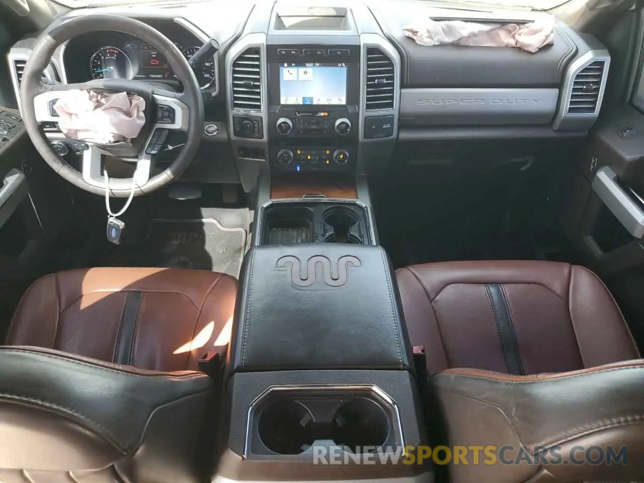 8 Photograph of a damaged car 1FT8W3BT8KEE64041 FORD F350 2019