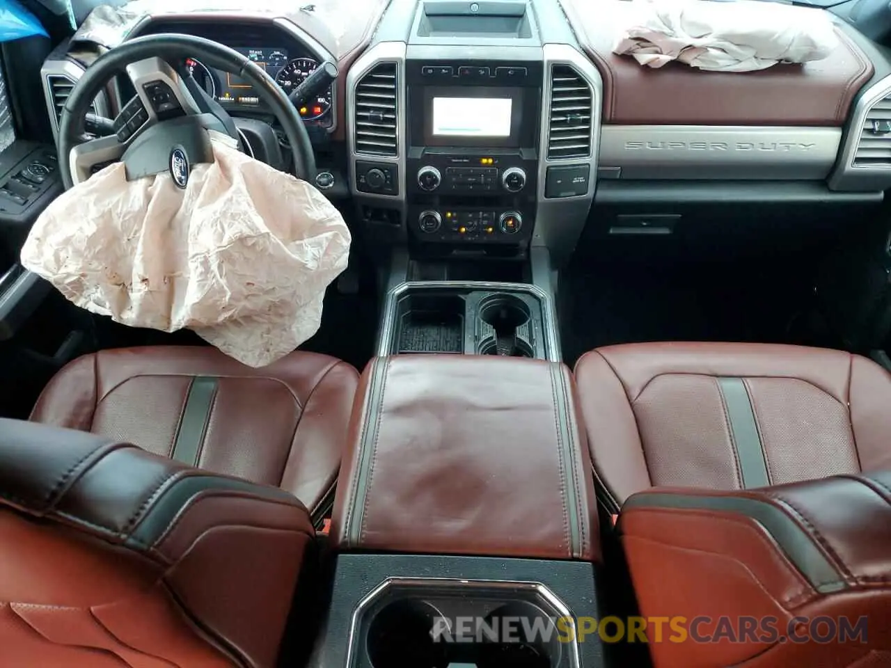 8 Photograph of a damaged car 1FT8W3BT8KEF44200 FORD F350 2019