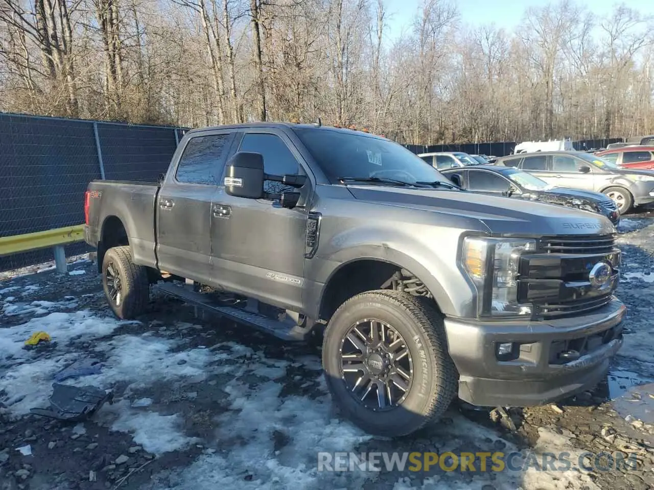 4 Photograph of a damaged car 1FT8W3BT9KEE19500 FORD F350 2019