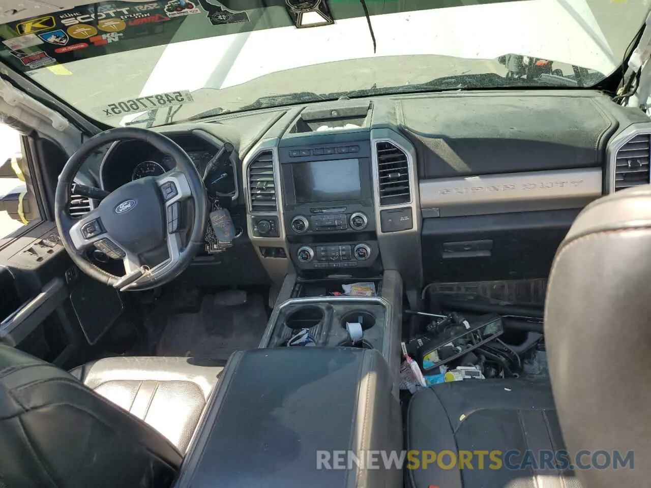 8 Photograph of a damaged car 1FT8W3BTXKEF62424 FORD F350 2019