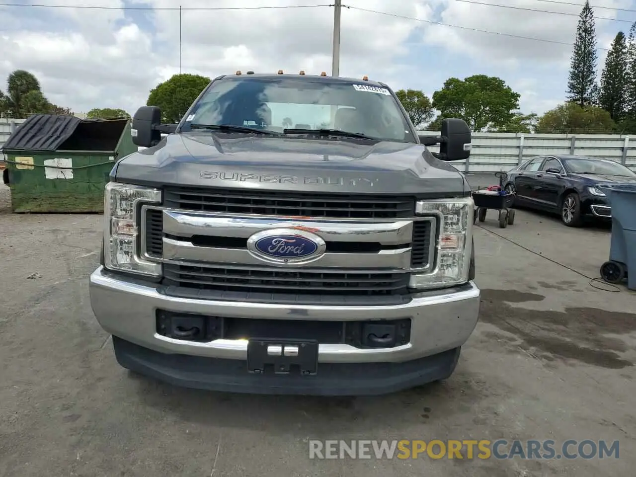 5 Photograph of a damaged car 1FT8W3DT0KEF46763 FORD F350 2019