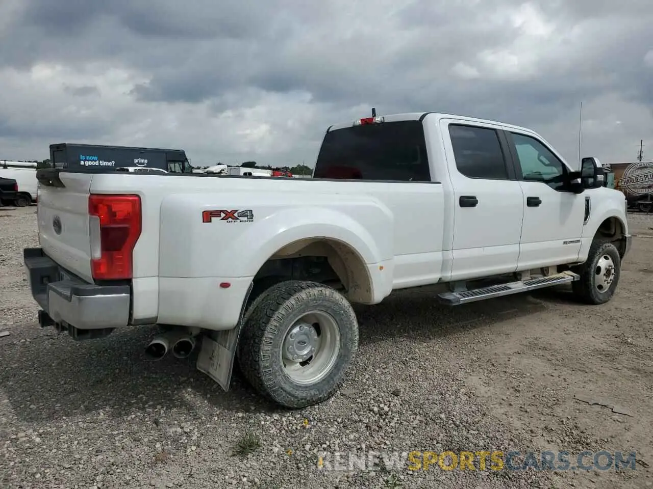 3 Photograph of a damaged car 1FT8W3DT1KEE82149 FORD F350 2019