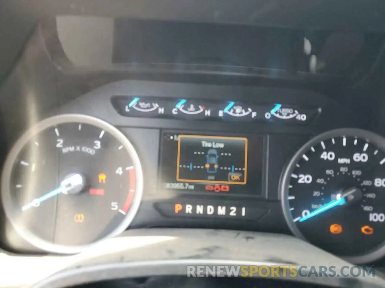 9 Photograph of a damaged car 1FT8W3DT6KEF93098 FORD F350 2019