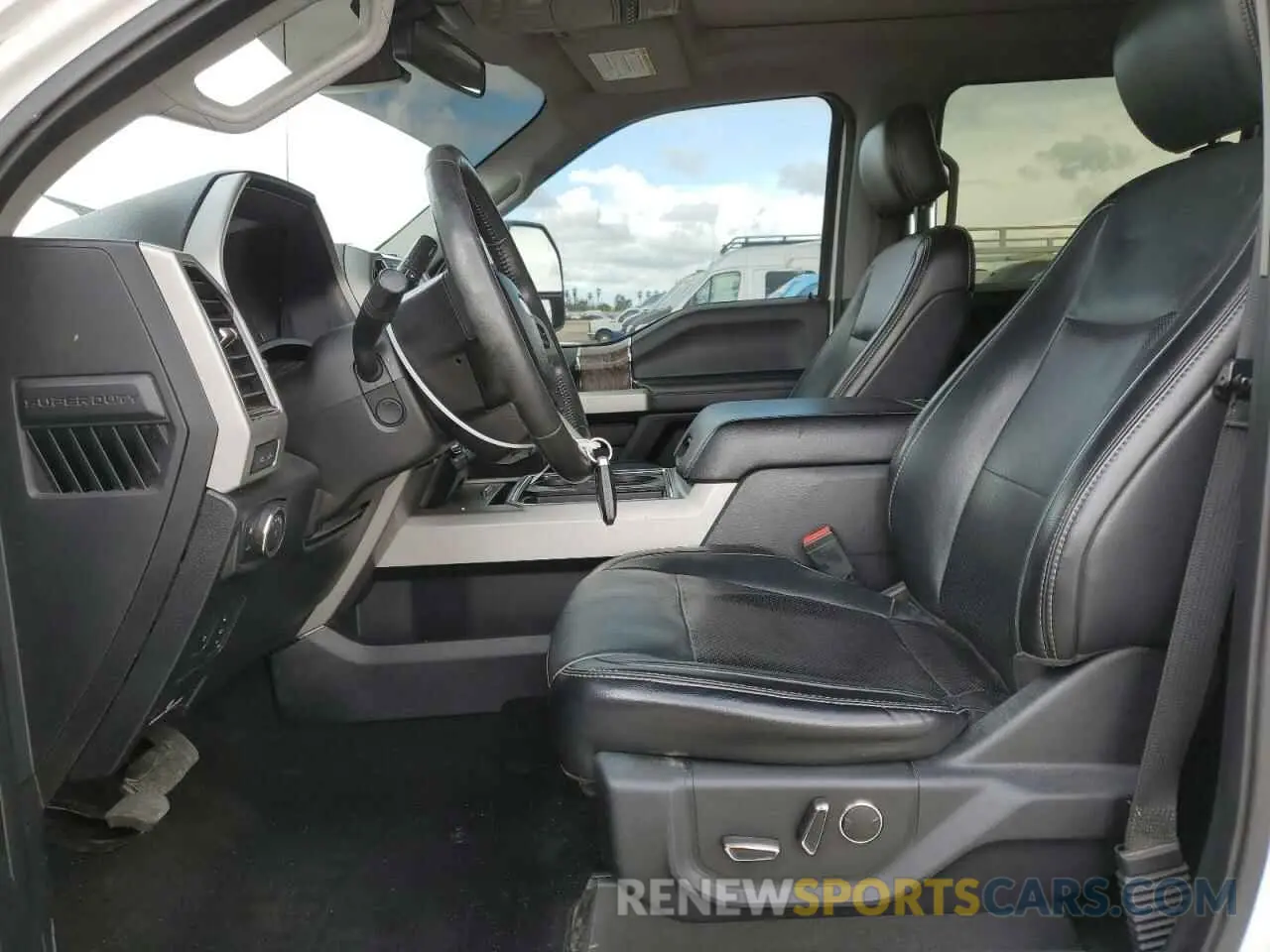 7 Photograph of a damaged car 1FT8W3DT9KEC99064 FORD F350 2019