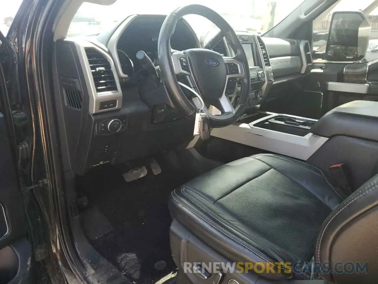 8 Photograph of a damaged car 1FT8X3B61KEC85783 FORD F350 2019