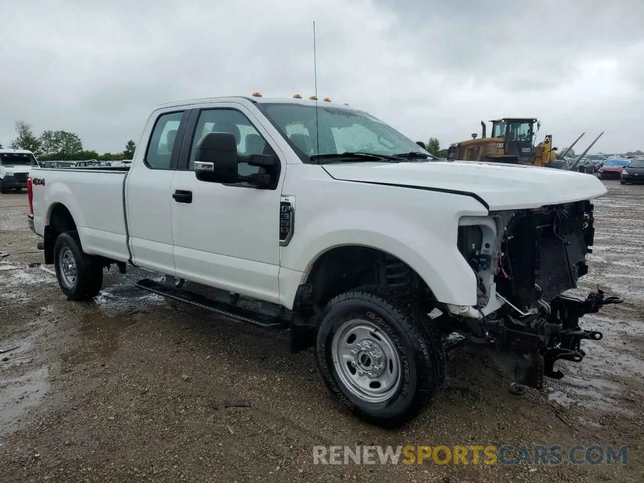 4 Photograph of a damaged car 1FT8X3B63KEE66772 FORD F350 2019
