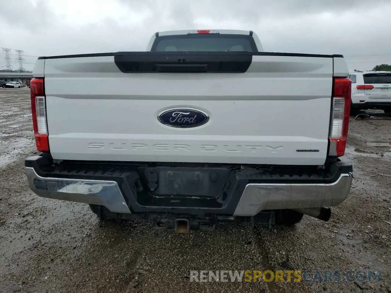 6 Photograph of a damaged car 1FT8X3B63KEE66772 FORD F350 2019