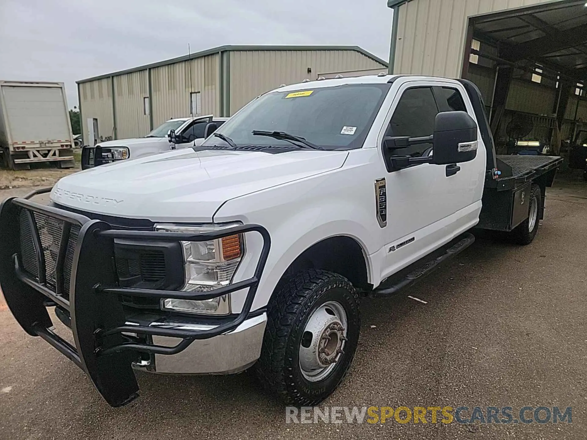 1 Photograph of a damaged car 1FD8X3HT4LEE10043 FORD F350 2020