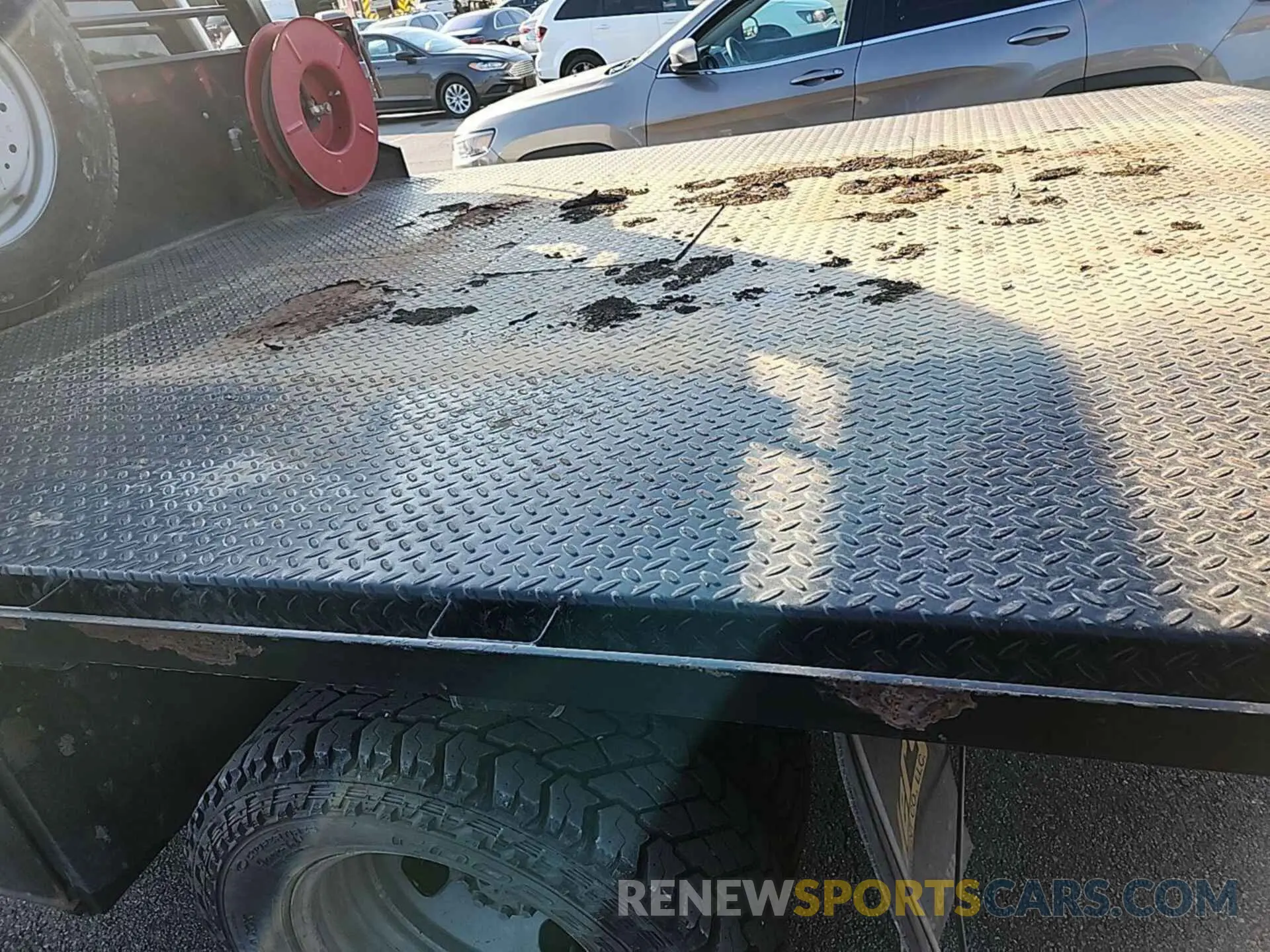 2 Photograph of a damaged car 1FD8X3HT4LEE10043 FORD F350 2020