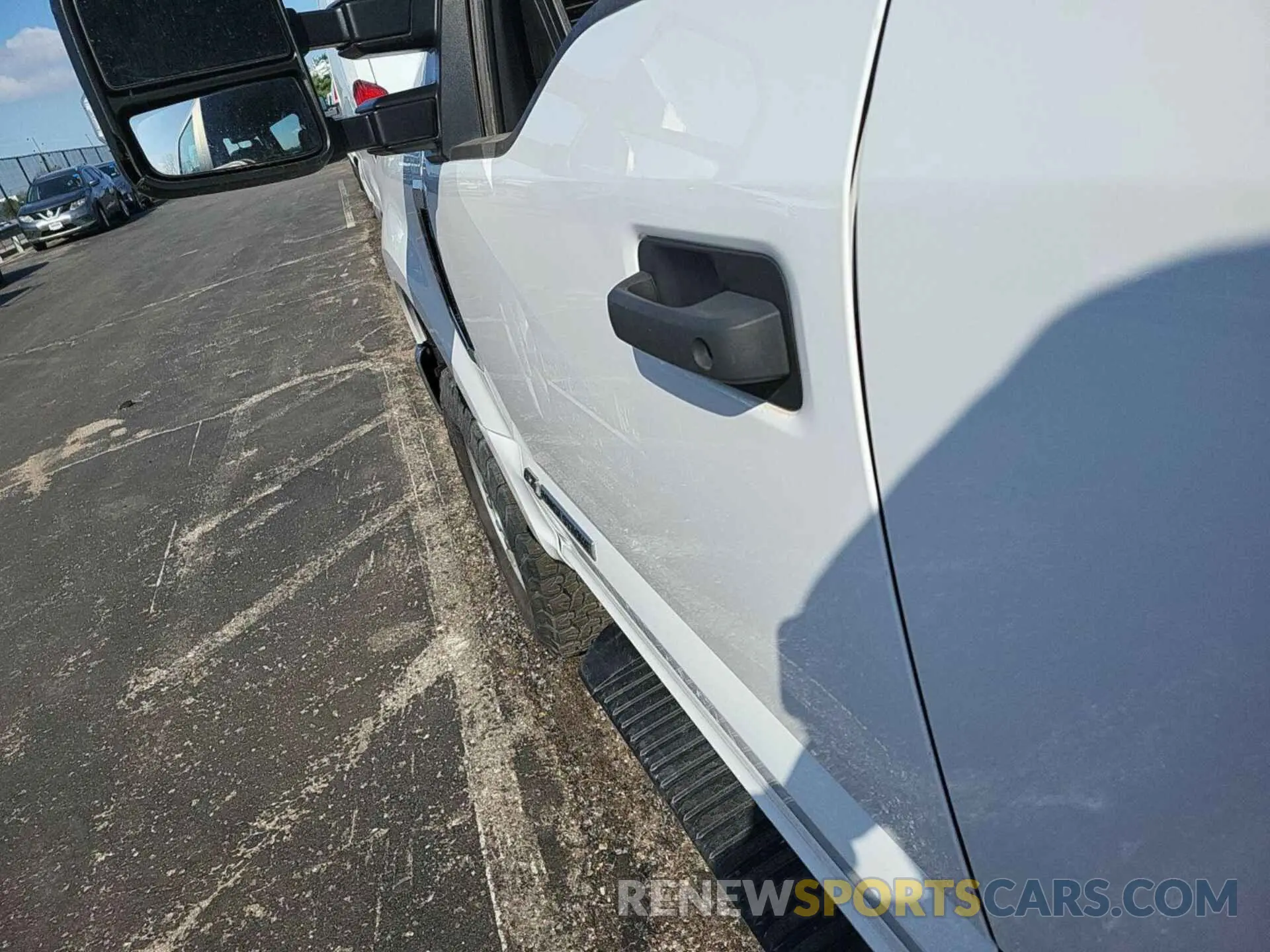 16 Photograph of a damaged car 1FT8W3BT4LEC75291 FORD F350 2020