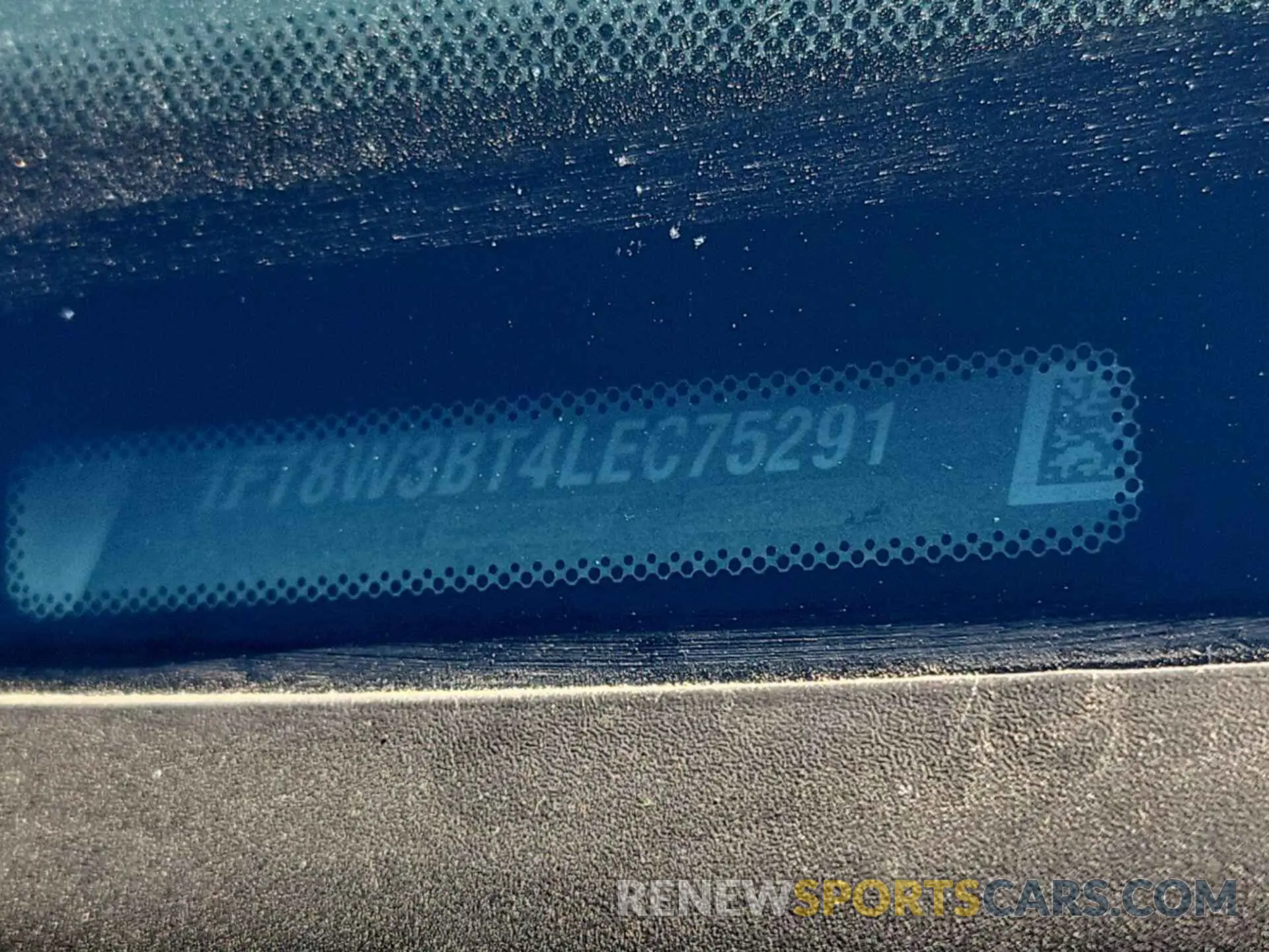 22 Photograph of a damaged car 1FT8W3BT4LEC75291 FORD F350 2020