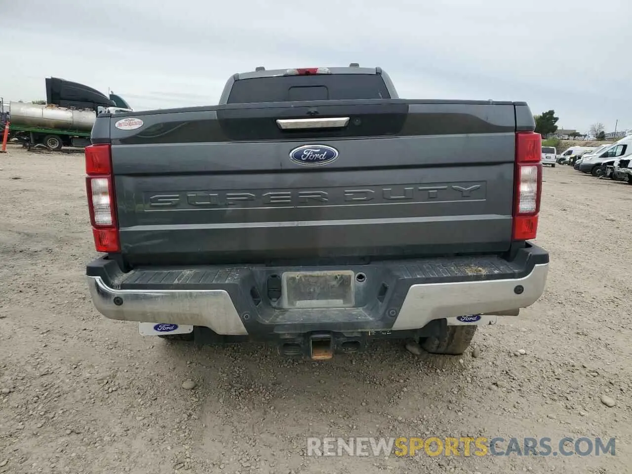 6 Photograph of a damaged car 1FT8W3BT9LEC41637 FORD F350 2020