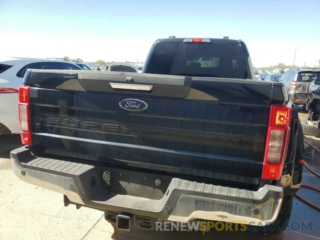 6 Photograph of a damaged car 1FT8W3DT5LEE03440 FORD F350 2020