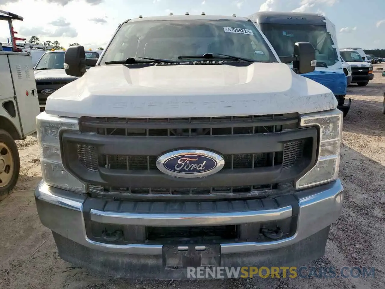 5 Photograph of a damaged car 1FT8W3DTXLEE25949 FORD F350 2020