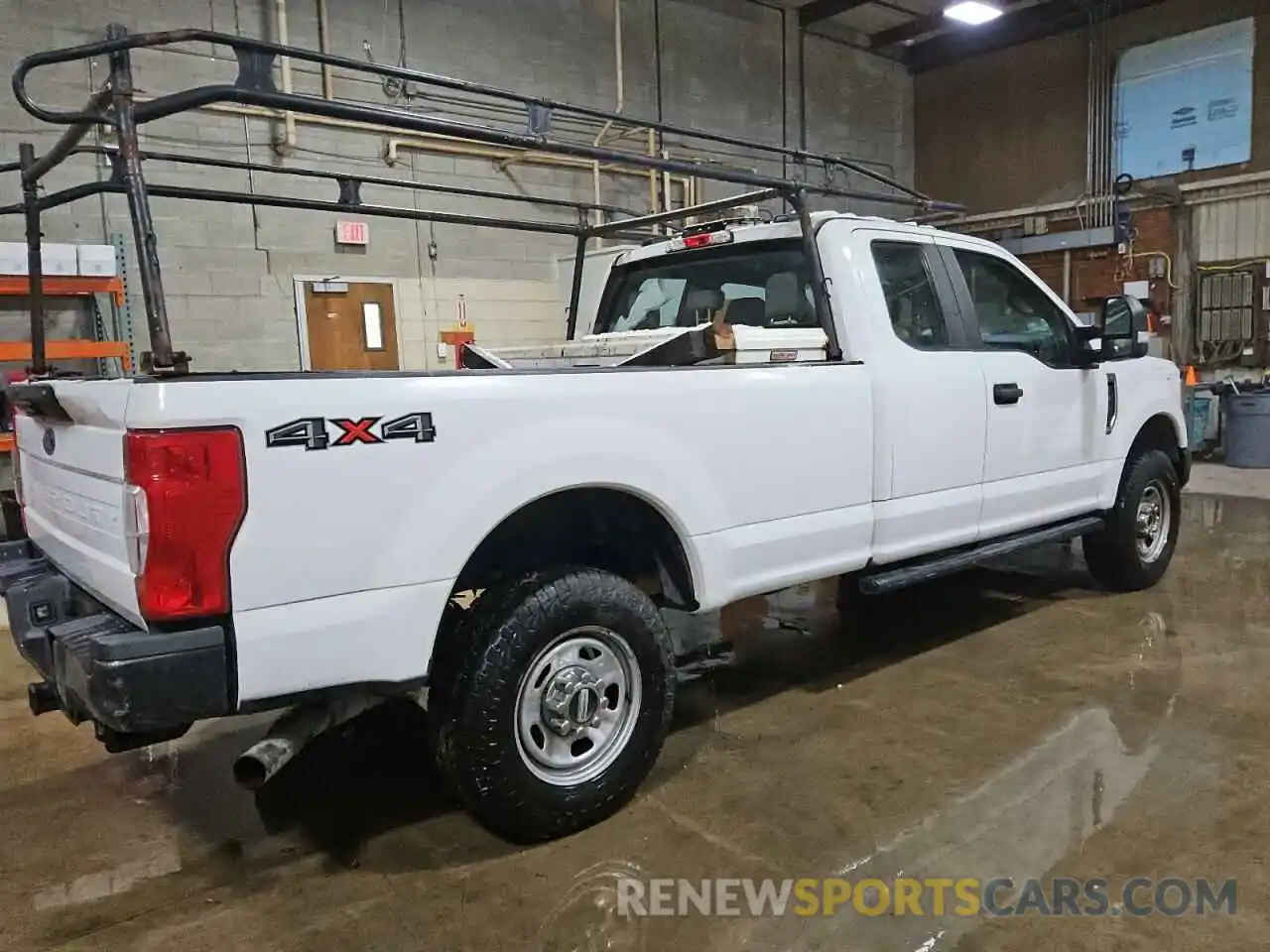 3 Photograph of a damaged car 1FT8X3B69LEC72488 FORD F350 2020