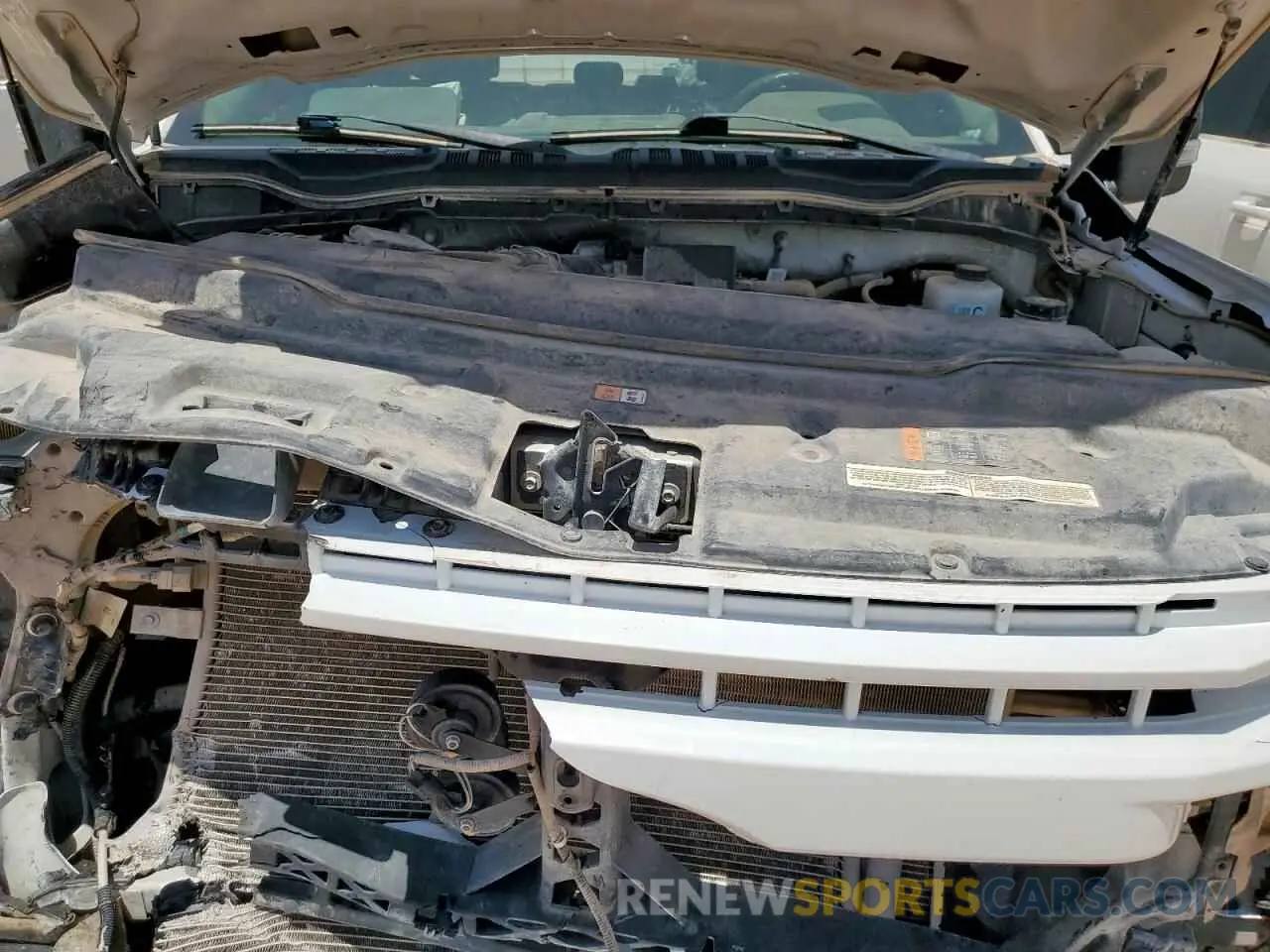 11 Photograph of a damaged car 1FD8X3B63MED00301 FORD F350 2021