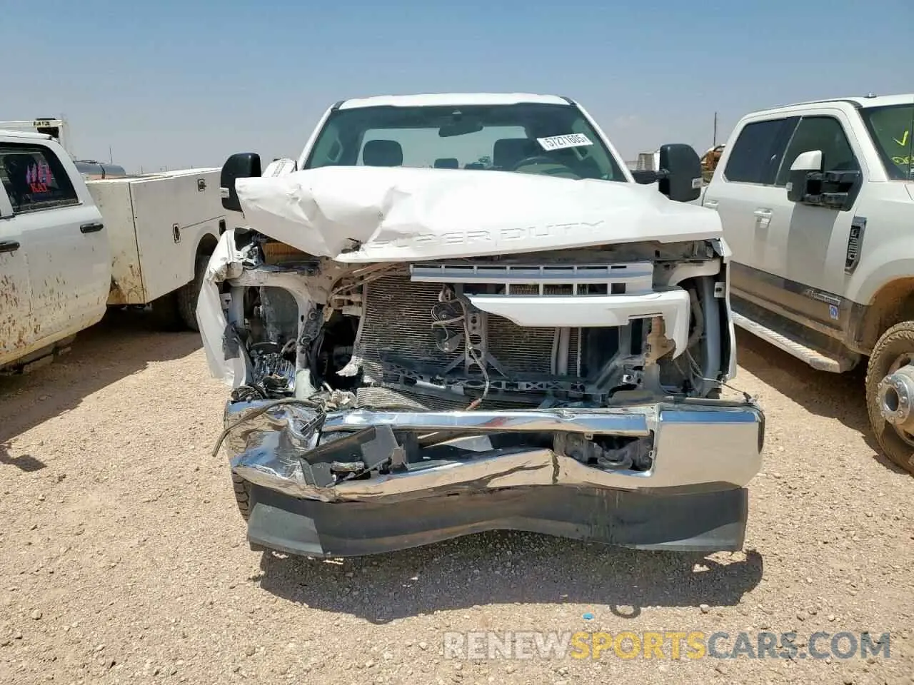 5 Photograph of a damaged car 1FD8X3B63MED00301 FORD F350 2021
