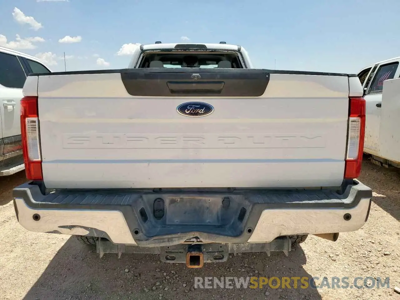 6 Photograph of a damaged car 1FD8X3B63MED00301 FORD F350 2021