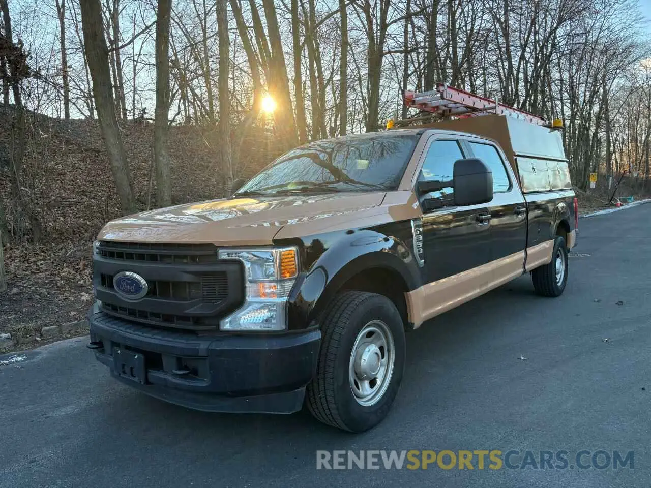 2 Photograph of a damaged car 1FT8W3A66MEC91991 FORD F350 2021