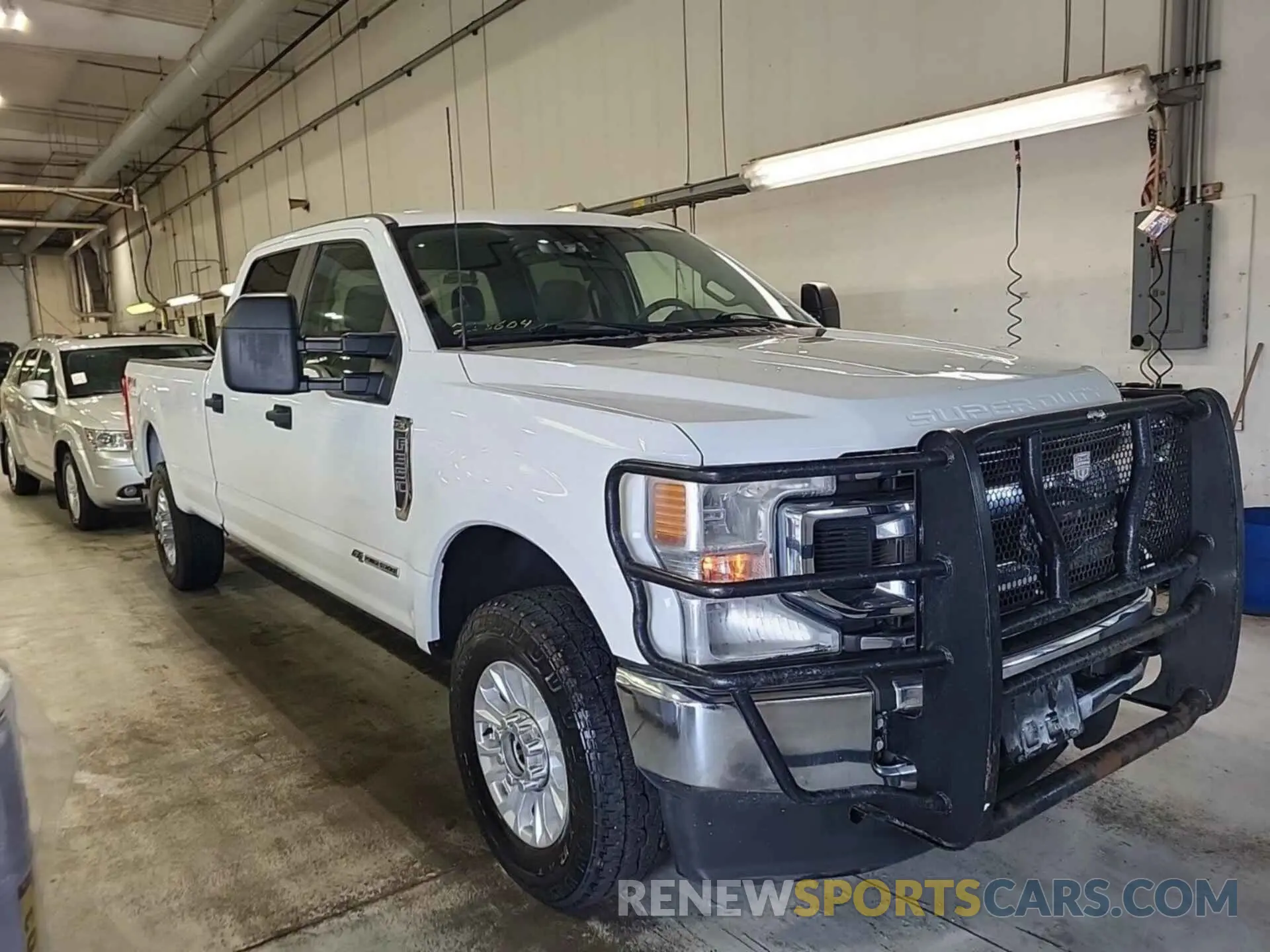 13 Photograph of a damaged car 1FT8W3BT0MEE10543 FORD F350 2021