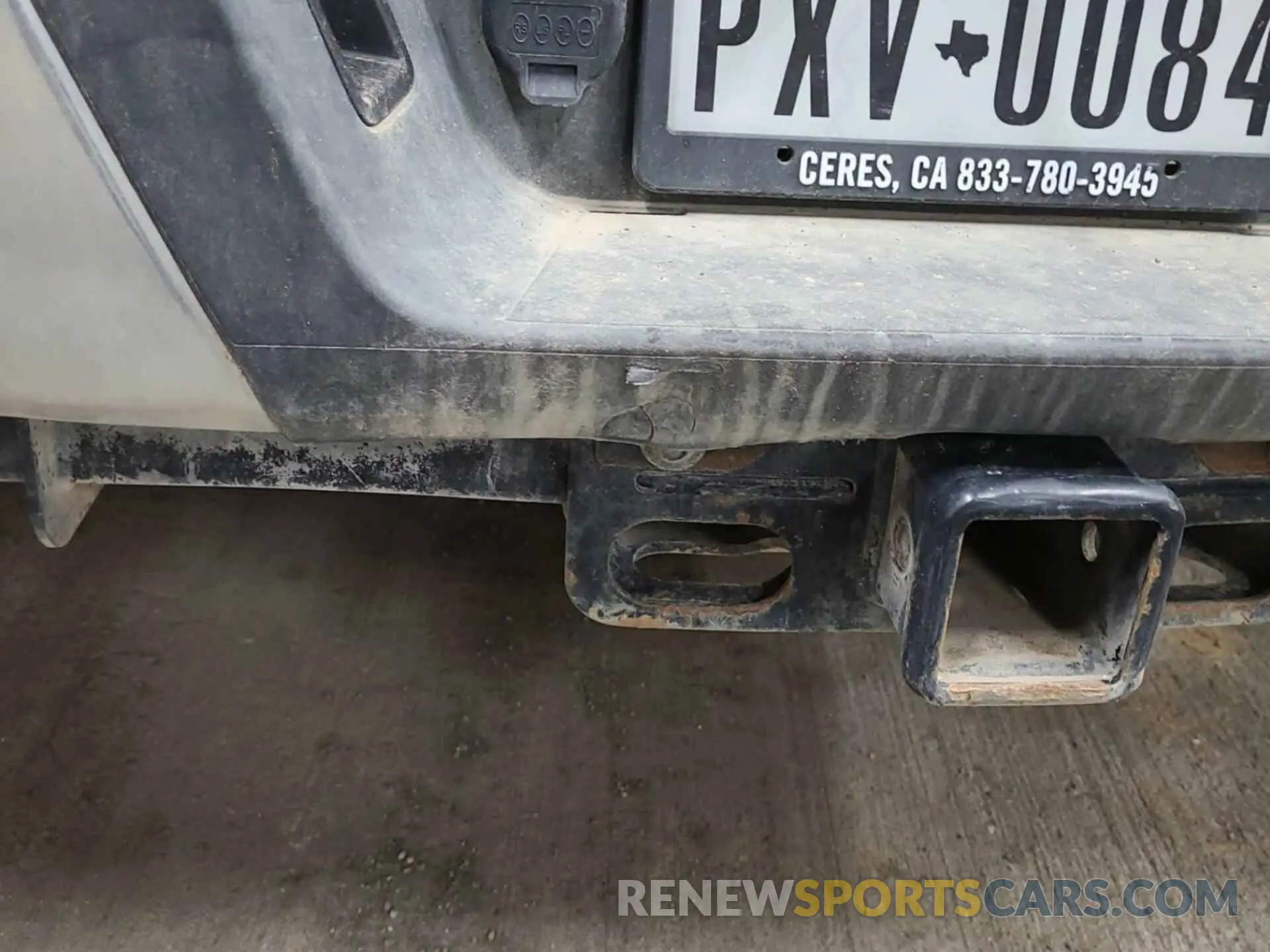 23 Photograph of a damaged car 1FT8W3BT0MEE10543 FORD F350 2021